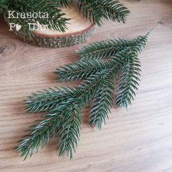 Лита гілочка хвої – “7” зелена ?