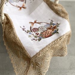 F8FFF47A-4767-4016-A9D5-BD480D30EC88 | Krasa Po Ukr Рушник “Пастельна квіткова корзинка” (60*40 см), білий льон з кавовим мереживом