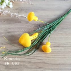 Гілка з декоративними грибочками "rainbow cap", жовті