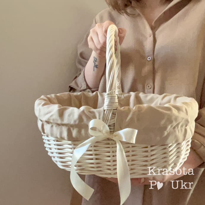 basket with cover
