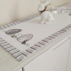 Пасхальна скатертина-ранер