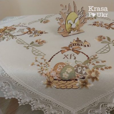 Великодня скатертина 90*90 см, “Пастельна квіткова корзинка” в оливково-коричневих тонах