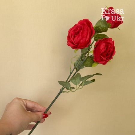 Гілка з 3-ма кущовими трояндочками (40 см) – червона