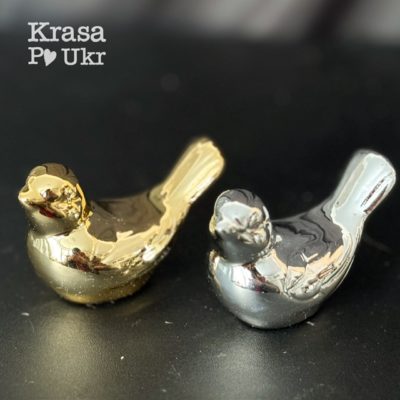 Порцелянові декоративні пташки срібного та золотого кольору, набір з двох фігурок для інтерʼєрного декору