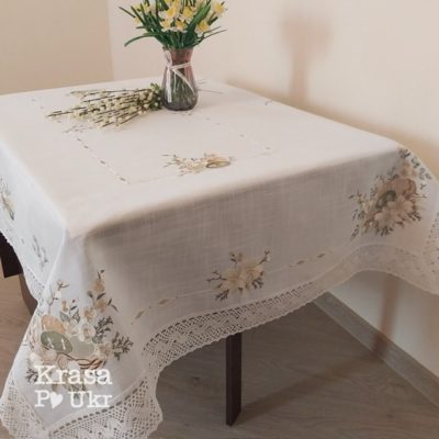Лляна вишита скатертина на великодній стіл “корзинка з оливковими писанками”, 110*160 см, 135*180 см, 150*220 см