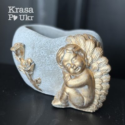 Ритуальне кашпо 20 см на кладовище з ангелом (бетонне)