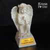 Ритуальна статуетка ангела на сонячній батареї