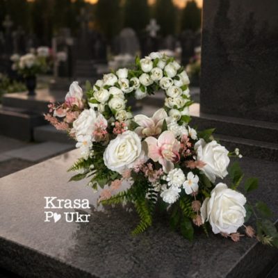 Композиція з квітів Серце