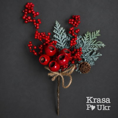Новинки 44 Новогодний букет с ягодами 28 см с шишкой калиной туей и хвоей для декора