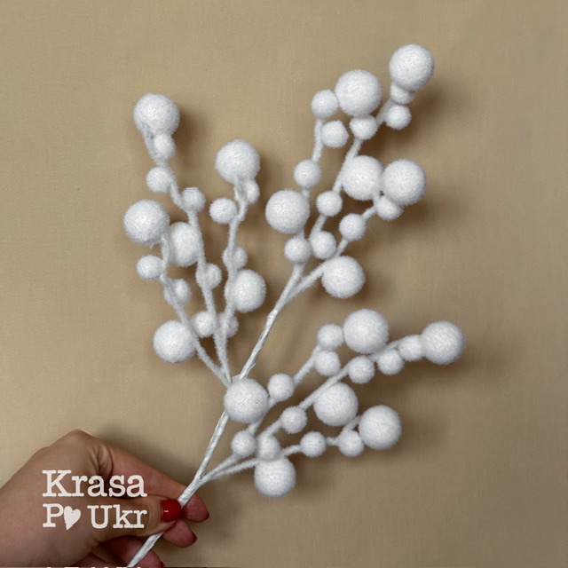 Декоративна гілка з флокованими кульками – червона або біла 3